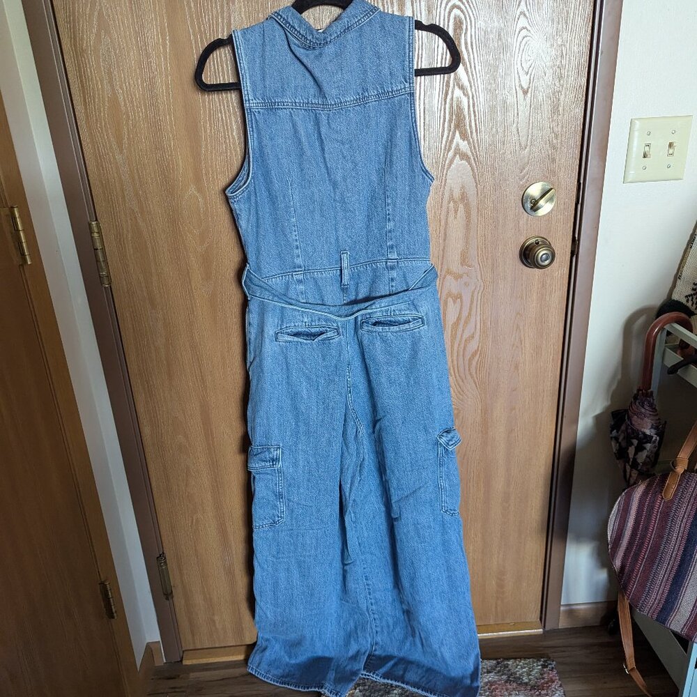 Universal Thread Jean Jumpsuit Romper, size 8 - Picture 2 of 5
